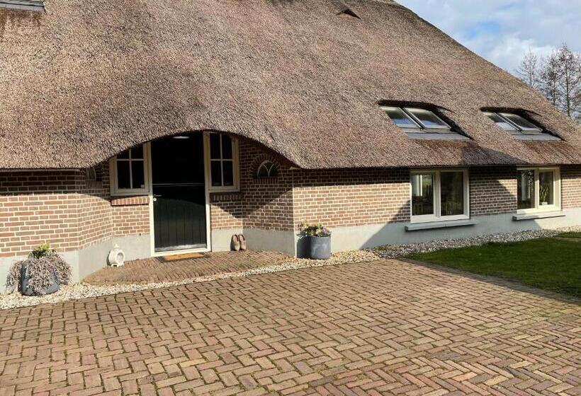 Дом 4 Спальни, De Boerderij   Buitenplaats Ruitenveen, Privé