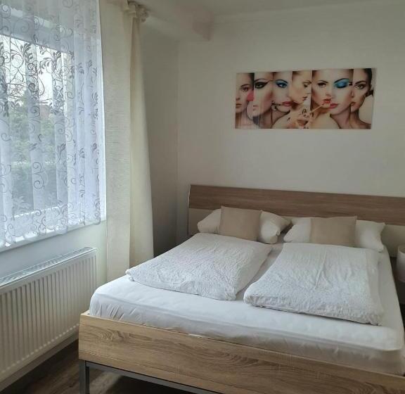 Апартаменты 1 Спальня, Schneider Apartaments