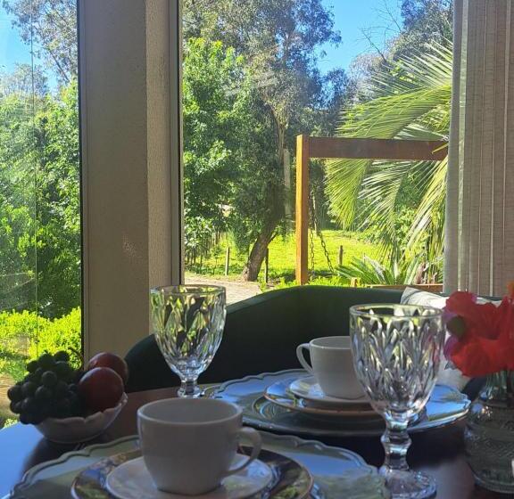 سوییت با چشم‌انداز باغ, Locanda Montecielo   Vale Dos Vinhedos
