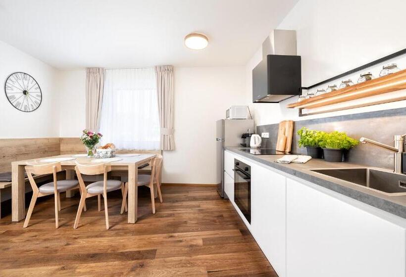 آپارتمان 2 خوابه با بالکن, Apartmány Resort Vrchlabí