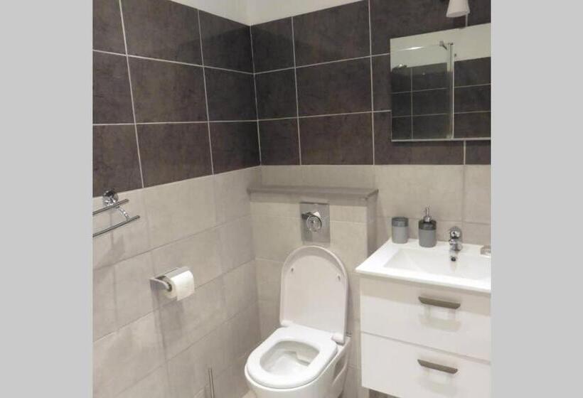 Apartamento 1 Dormitório, Villa Zola