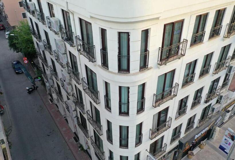 استودیوی استاندارد, Yelken Studio Apartment