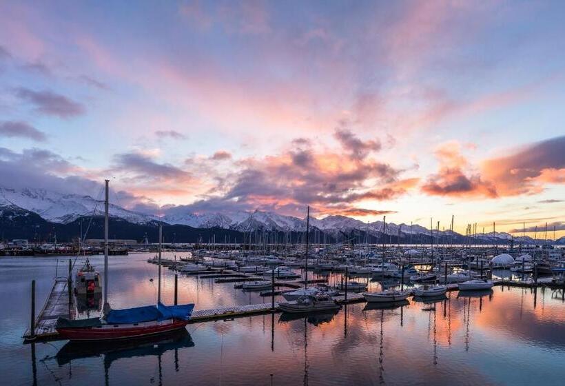 Стандартный Номер Кровать Кинг, Harbor 360 Hotel Seward