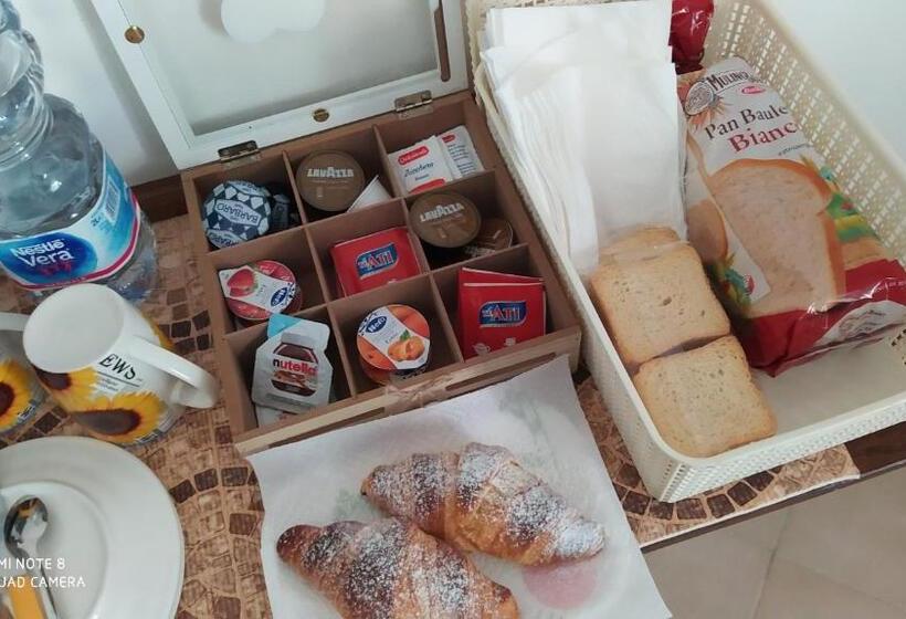 Номер Стандарт Трехместный, Bed & Breakfast Acquaviva Di Vullo Vincenzo