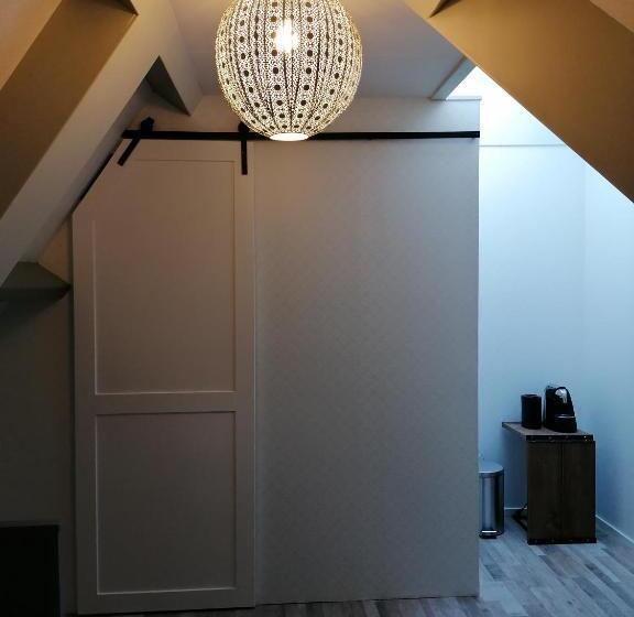 Quarto Economy, Chez Bob