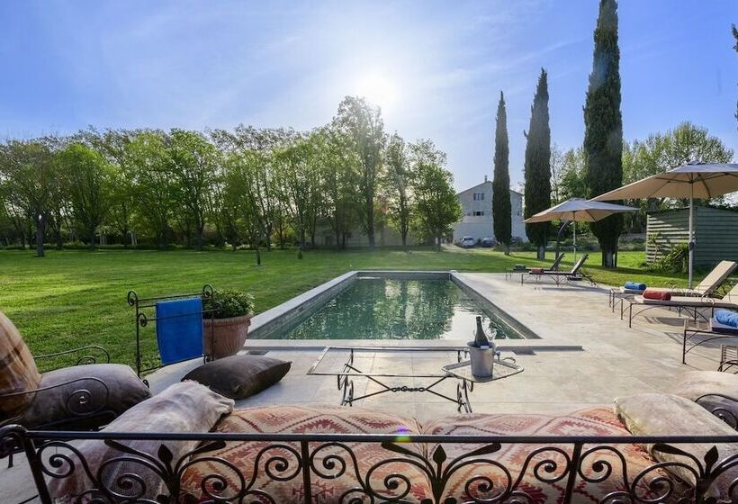 Quarto Deluxe, Bastide De Bellegarde