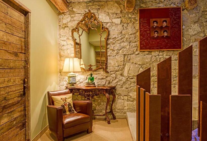 Quarto Estandar, Bastide De Bellegarde