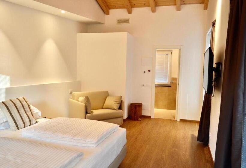 Номер Deluxe с Балконом, Agriturismo Terre Di Ginepro