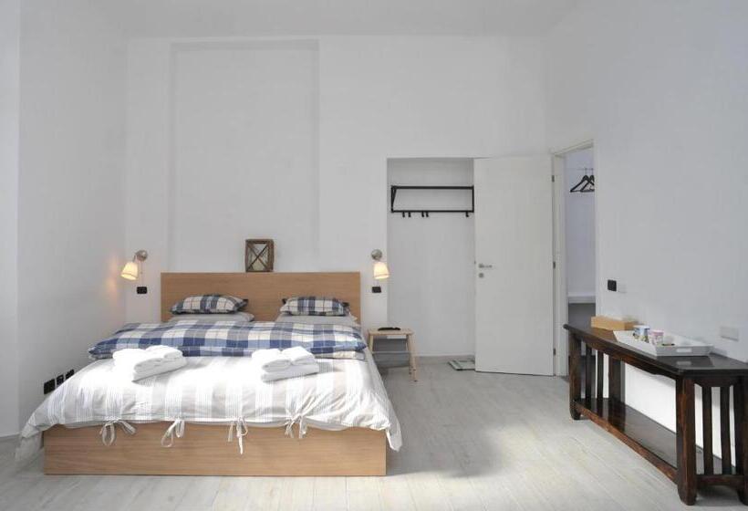 Номер Стандарт Трехместный, Guest House La Genesa