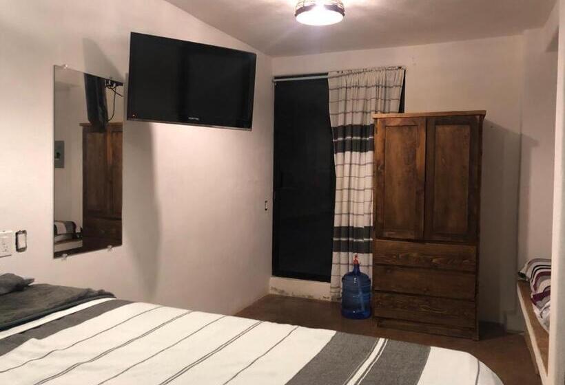 コンフォートトリプルルーム, Casa Arrecife Tortuga 3, Beach Is Steps Away! Fast Internet, Private Cozy Room!
