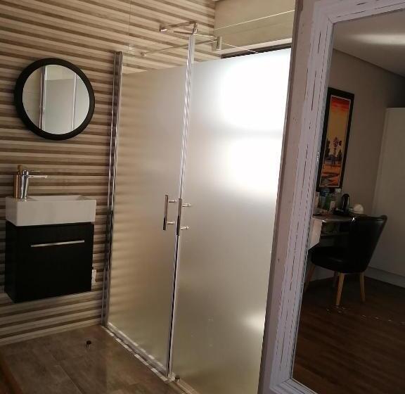 스탠다드 발코니 룸, Hwh Guesthouse Middelburg