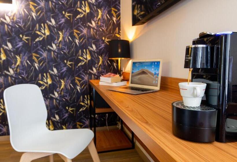 Люкс с Террасой, Brit Hotel & Spa Côte Des Sables