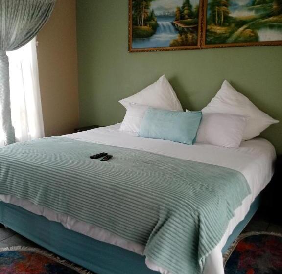 Номер Стандарт, Jubie S Guest Lodge