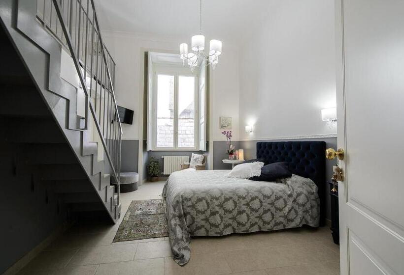 سوییت جونیور, Milcovich Suites