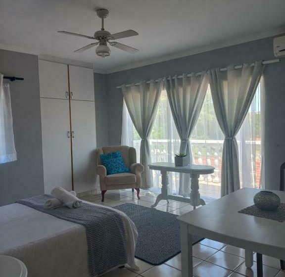 اتاق استاندارد, Bougainvillea Bnb