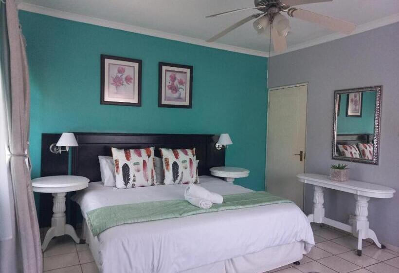 اتاق استاندارد سه نفره, Bougainvillea Bnb