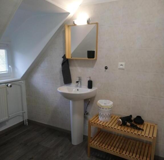 Номер Стандарт, Chambre Du Relais