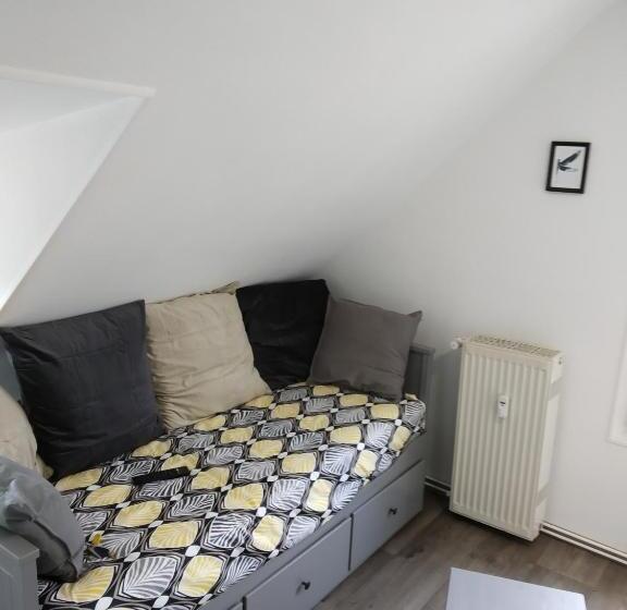 Quarto Familiar, Chambre Du Relais