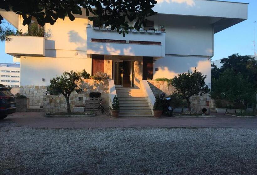 اتاق لوکس, La Casa Di Emanuella   Rooms & International Suites