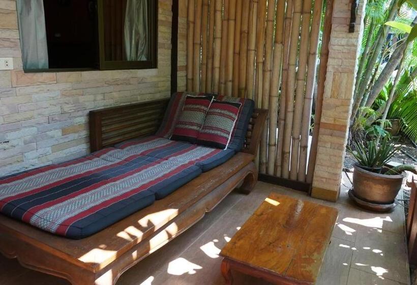Quarto Estandar Cama King, Leprive Resort