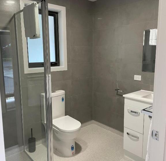 스탠다드 룸 킹사이즈 침대, Risdon Brook