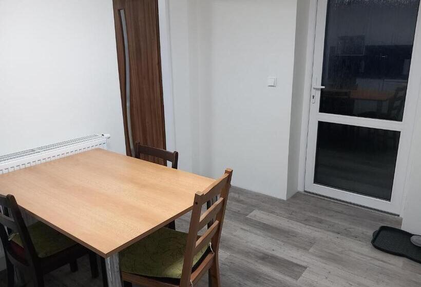 Номер Economy, Apartmany De Lu