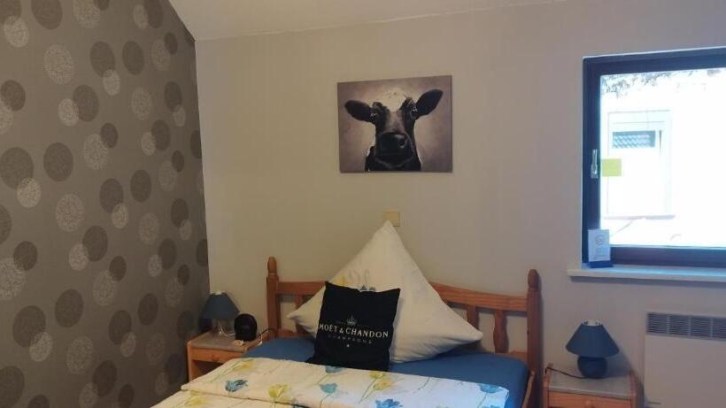 Номер Стандарт, Pension Deerkemer Kuh