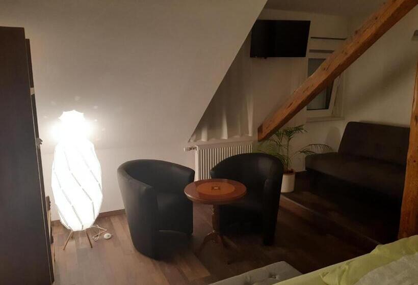 Семейный Номер, Cafe Pension Rafaela