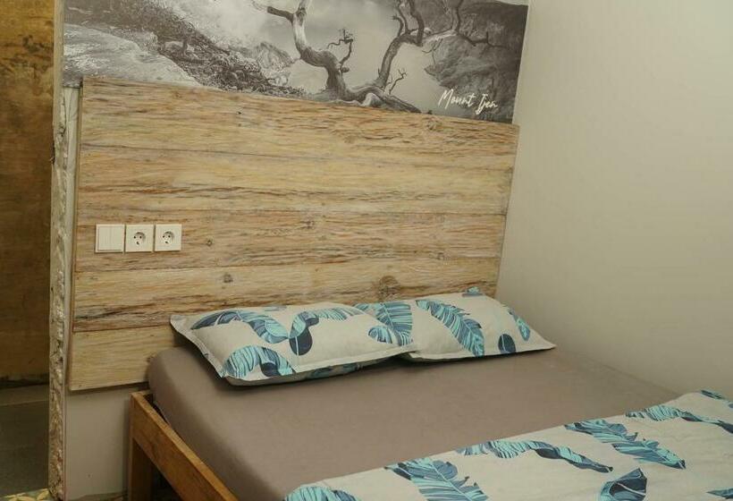 Quarto Estandar, Happy House Bnb Bromo Backpacker