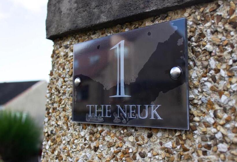 Четырехместный Номер Стандарт, The Neuk