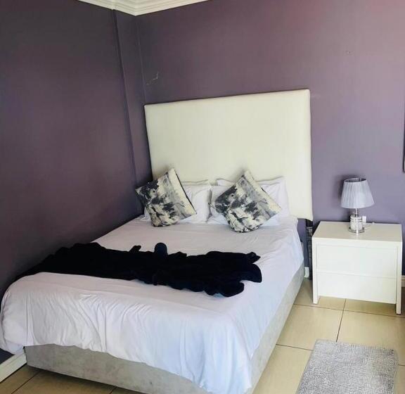디럭스 룸 킹사이즈 침대, Botle Ba Afrika Lodge