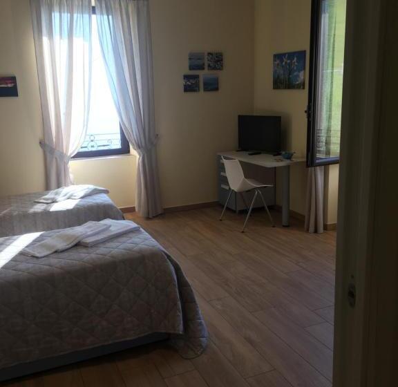 Номер Стандарт Трехместный, Residence La Canonica
