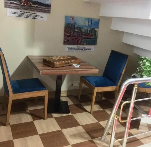 Семейный Номер, Lily Airport Otel