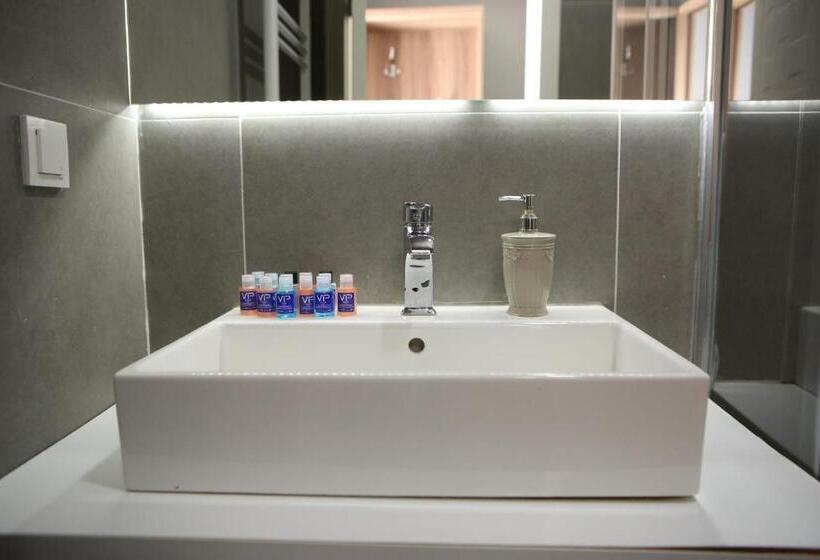 اتاق اکونومی یک تخته, Lily Airport Otel