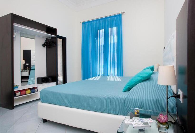 Quarto Deluxe, Sorrento Flats