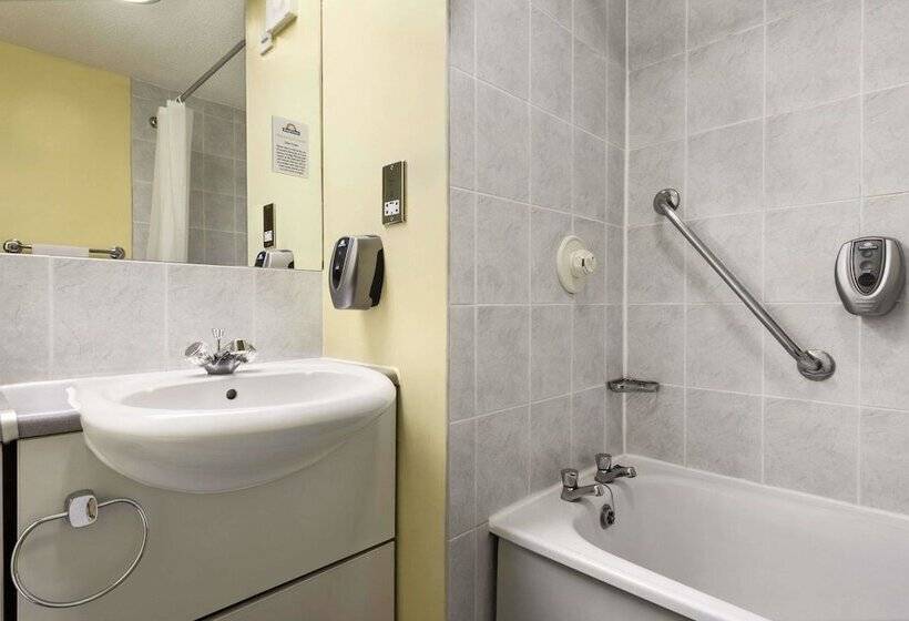 Номер Стандарт, Days Inn Watford Gap
