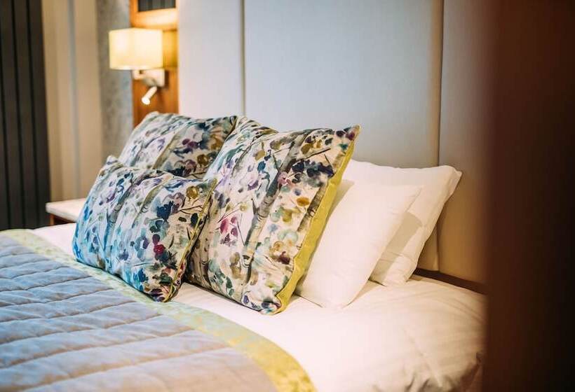Номер Deluxe, The Valley Hotel & Carriage Gardens