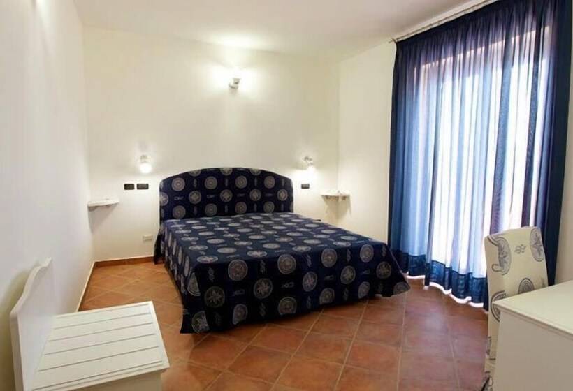 اتاق استاندارد با چشم‌انداز دریا, Yachting Club Mare