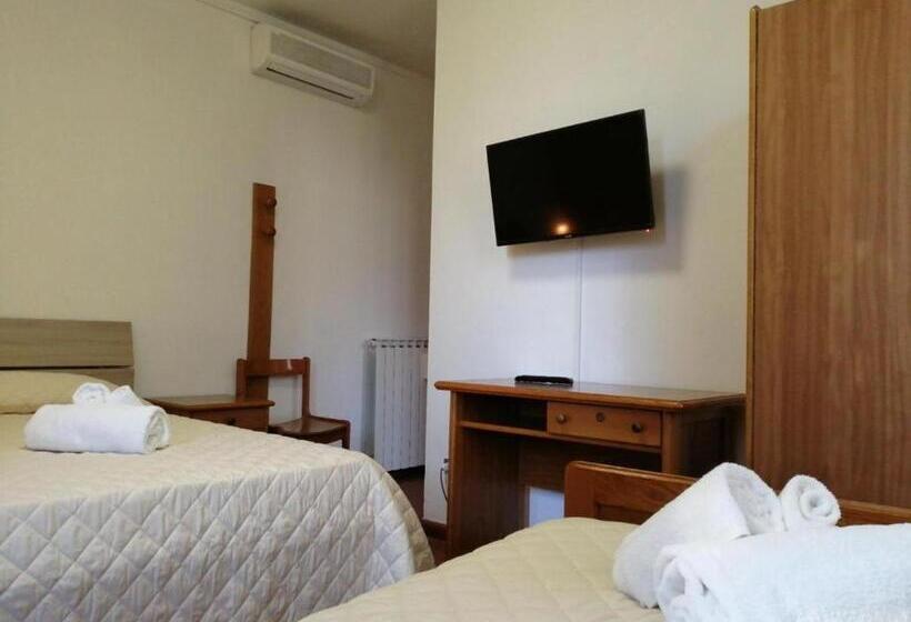 トリプルクラシックルーム, Casa Per Ferie Ulivo D Assisi
