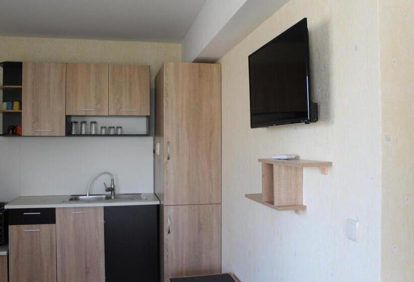 스위트, Guest House Valiland