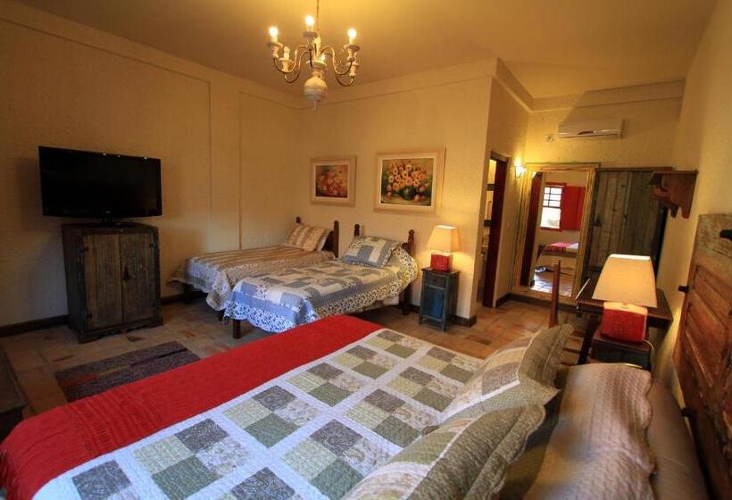 Люкс Deluxe Кровать Кинг, A Casa Vermelha Hospedaria