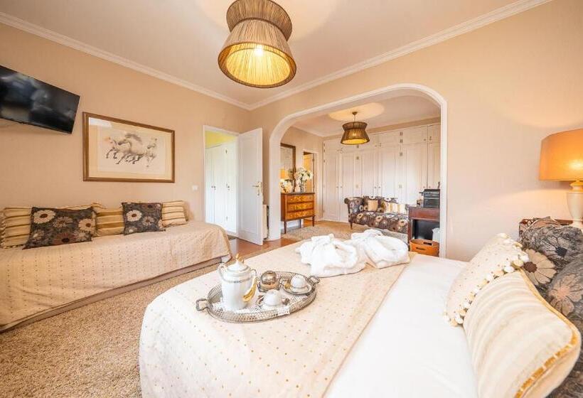 سوییت لوکس, Lourenço S House Deluxe Cascais