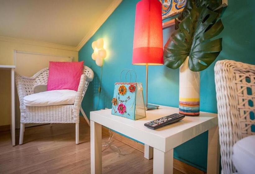 سوییت خانوادگی, Lourenço S House Deluxe Cascais