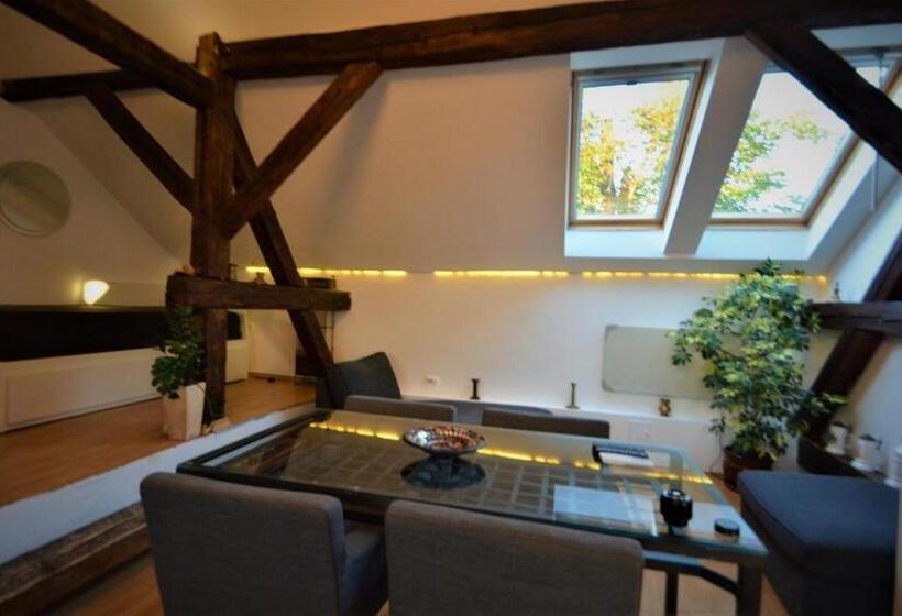 Апартаменты 1 Спальня, Casa Ado