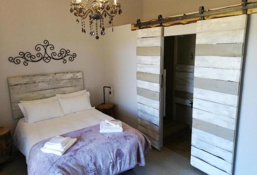 Номер Стандарт, Asher Stable Stay