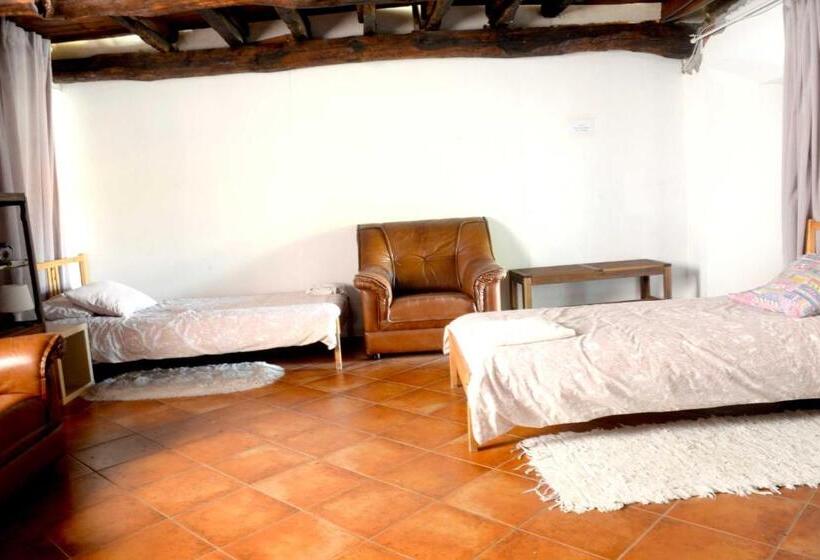 Дом 1 Спальня, Casa Das Pombas