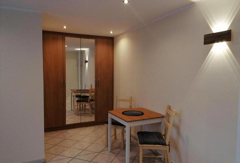 Номер Стандарт, Pension Lukask