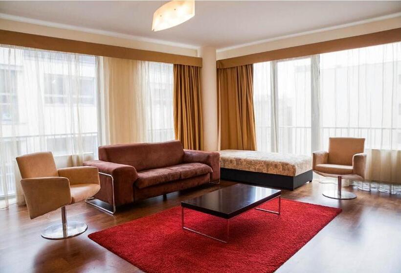 Апартаменты 1 Спальня, City Gardens Hotel & Wellness