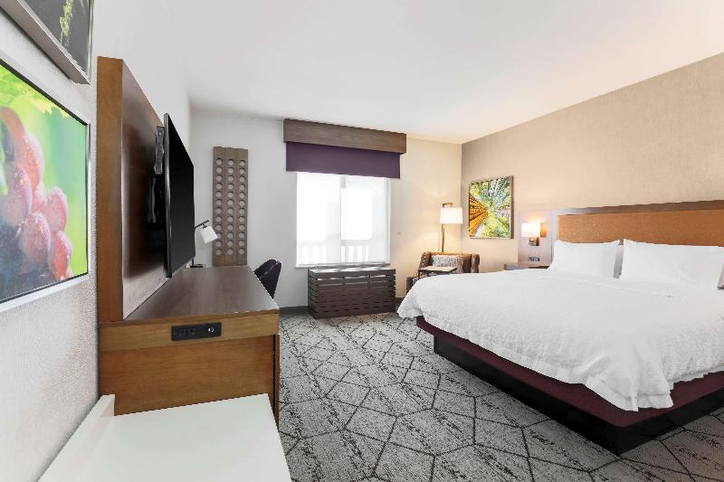 Стандартный Номер Кровать Кинг, Hampton Inn & Suites Windsor  Sonoma Wine Country