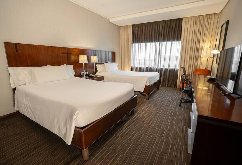 اتاق استاندارد با 2 تخت دوبل, Hilton Garden Inn Santiago Airport